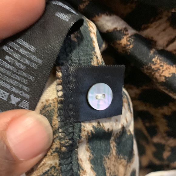 Label be shirt - Picture 6 of 9